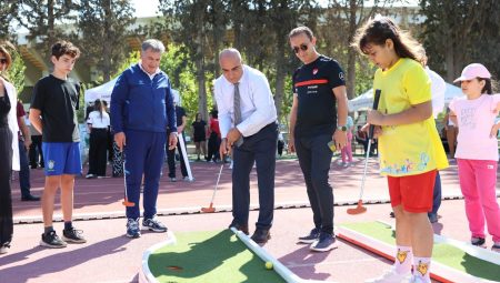 İzmir’de Sağlıklı Çocuk Sağlıklı Gelecek İçin Spor Şenliği